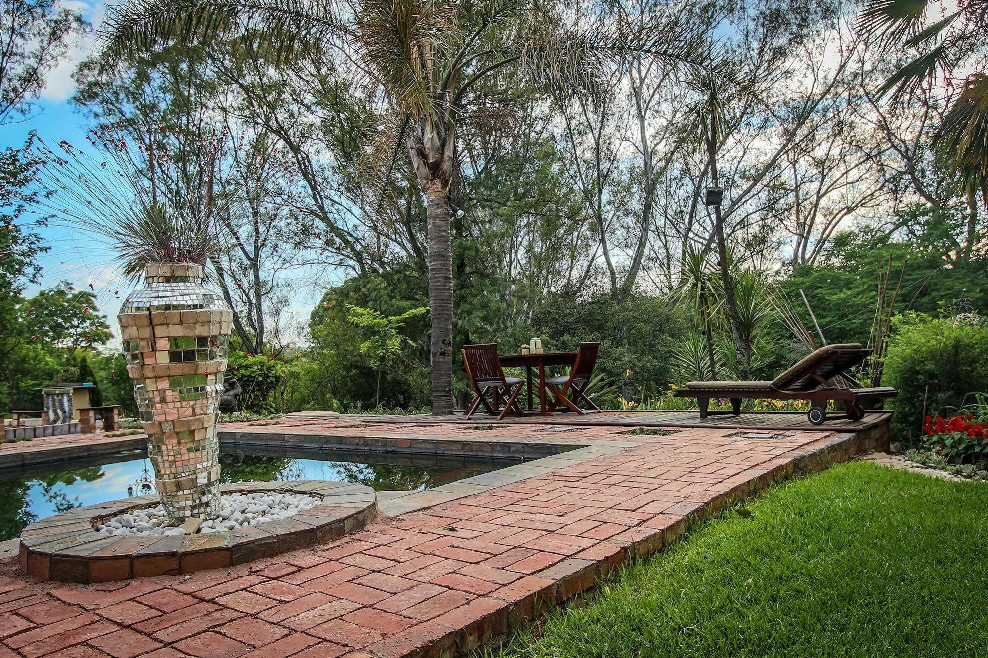 Twin Waters Guest House Randburg Екстериор снимка